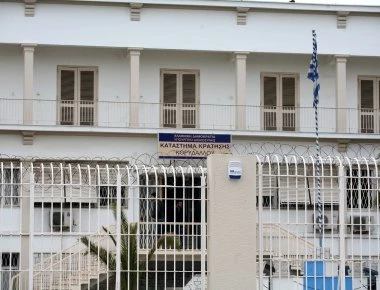 Φυλακές Κορυδαλλού: Οι κρατούμενοι προσφέρουν ψωμί στους πυρόπληκτους